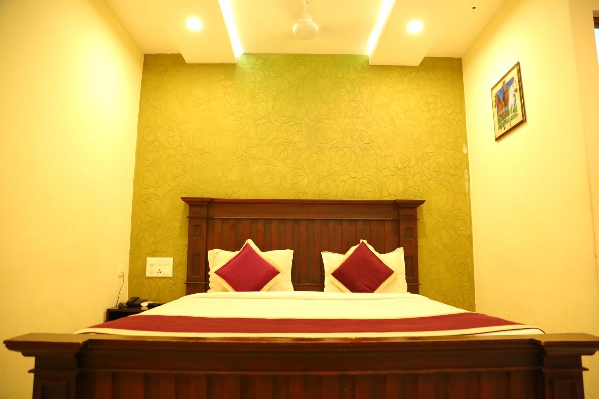 Готель Fort Malabar Residency Kochi Екстер'єр фото